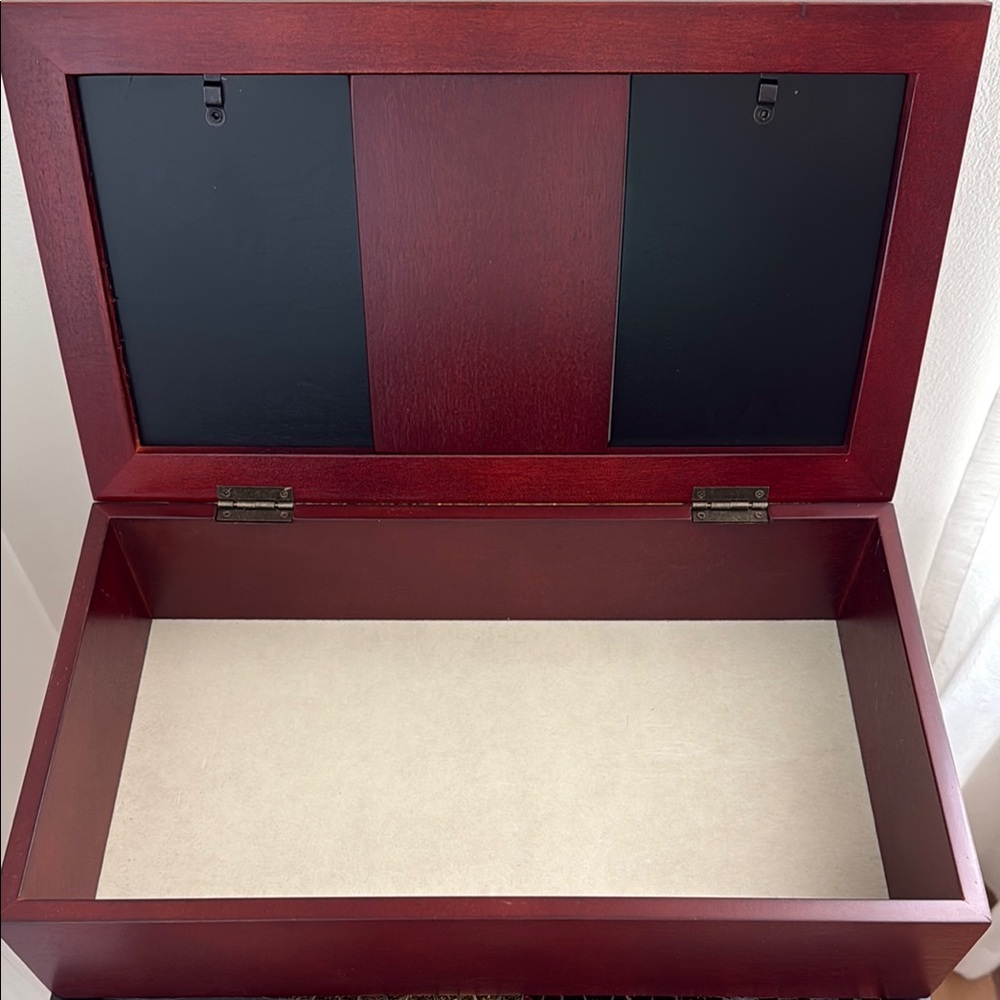 Loving Memories Box with Photo Frame - Picture 2 of 4